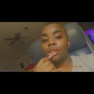 Meet your Posher, Charleena